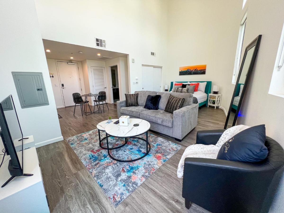 Downtown Angeles Skyline Balcony View Modern Penthouse Los Angeles