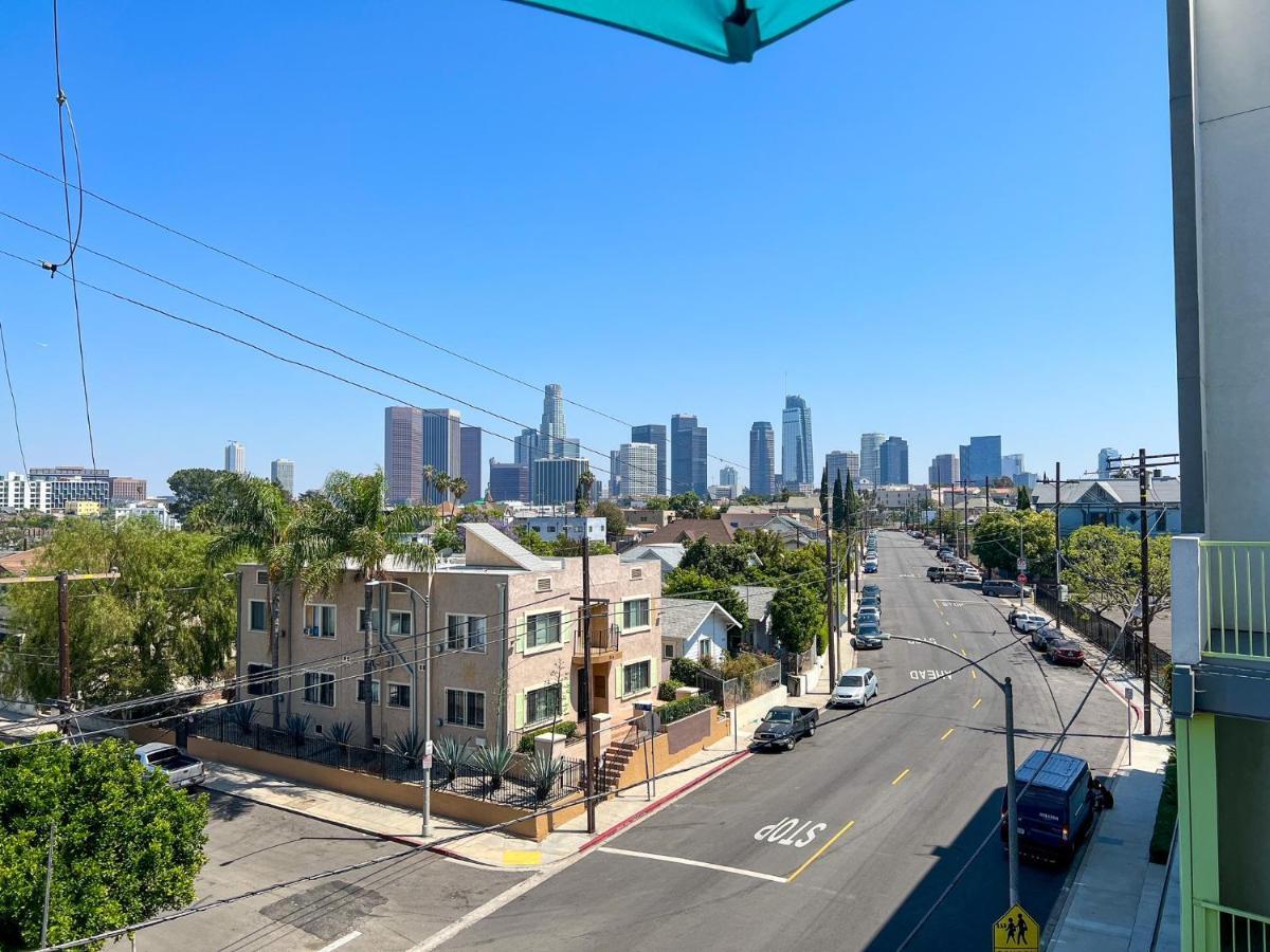 Apartahotel Downtown Angeles Skyline Balcony View Modern Penthouse